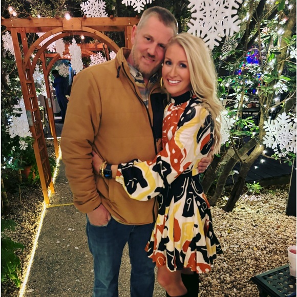 Meet your Posher, Brittany - Picture 1 of 2